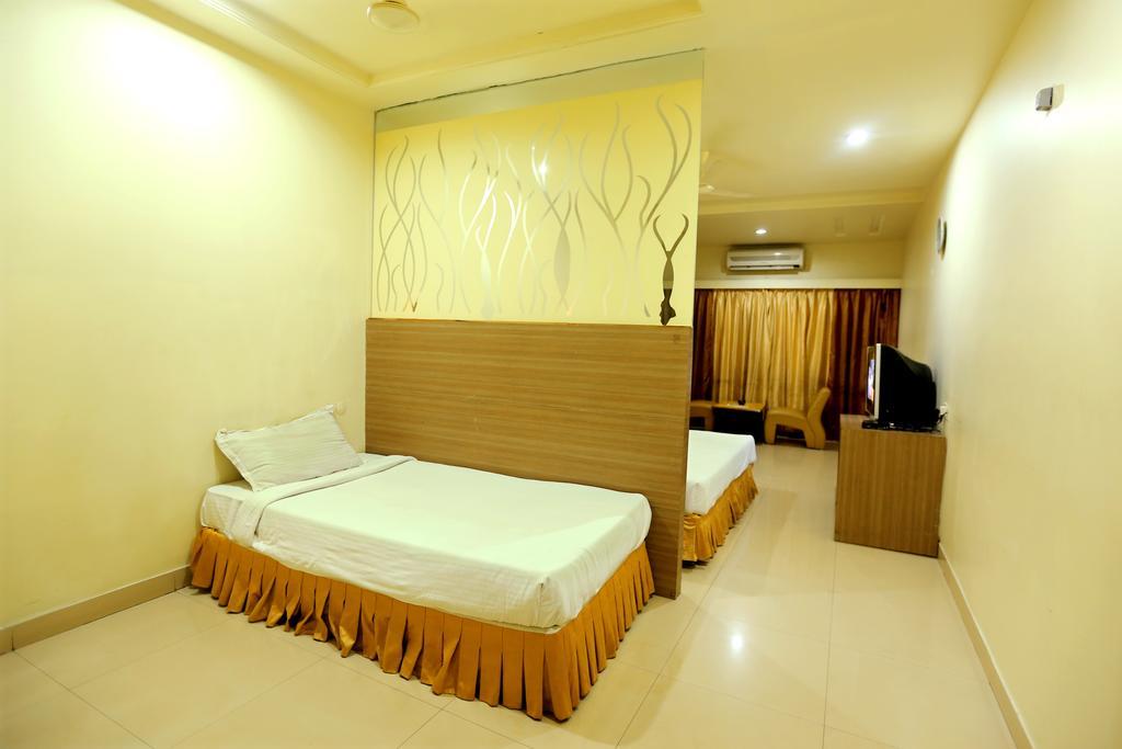 Hotel Sitara Grand Haïdarabad Extérieur photo